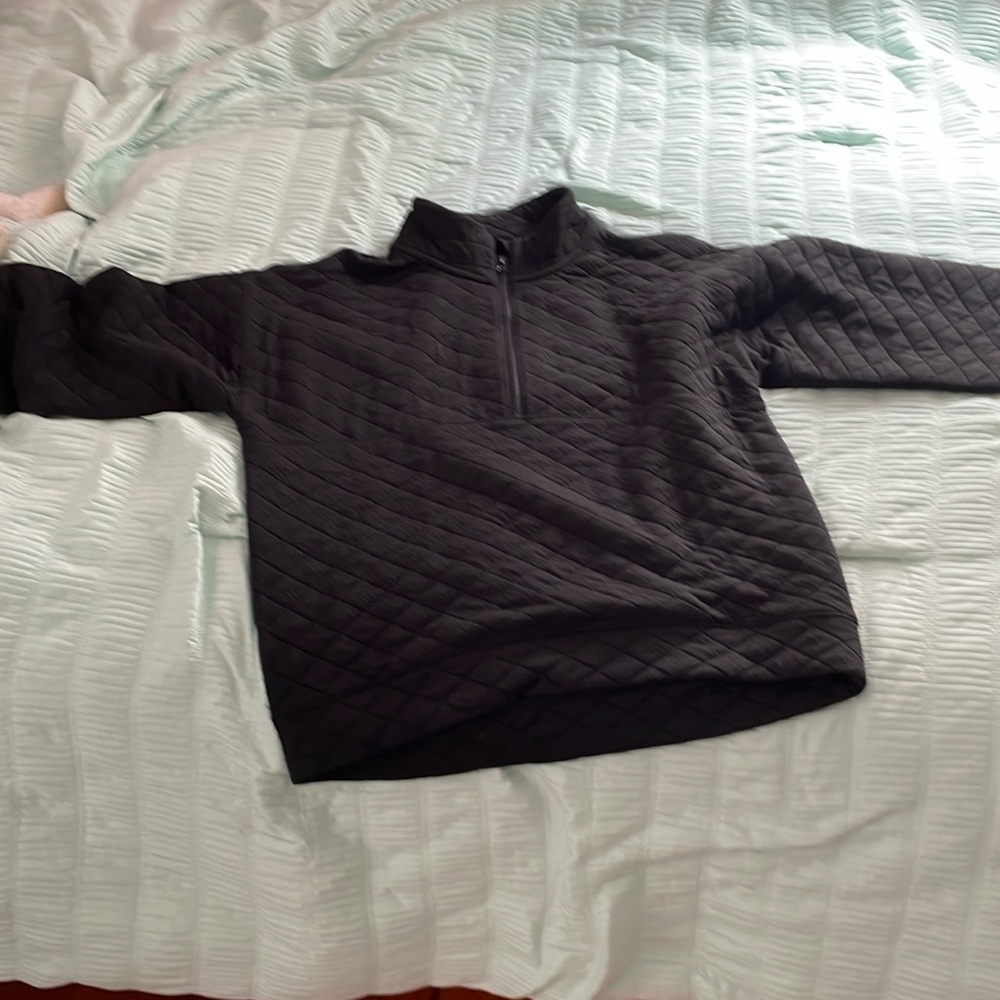 DSG (Dicks Sporting Goods) activewear sweater